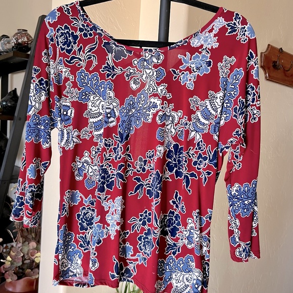 Espresso women’s long sleeve open back floral print blouse/top. Red/ blue. Sz M - Picture 8 of 16